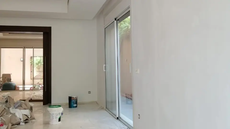 دهانات وتشطيبات الرياض