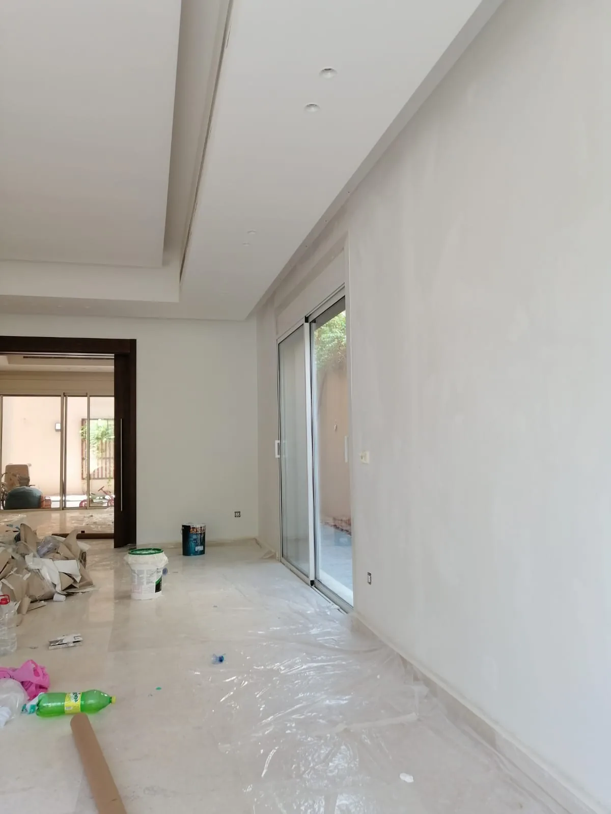 الديكورات والتصميم الداخلي